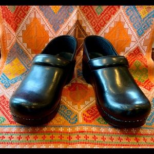 Dansko Shoes / Clogs